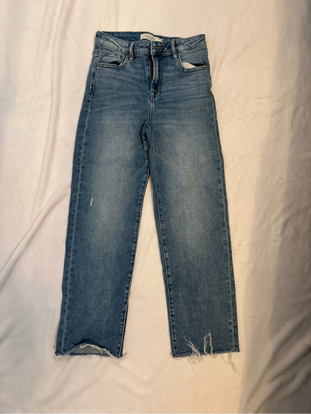 Super Stretch Frayed High-Rise Cropped Jeans